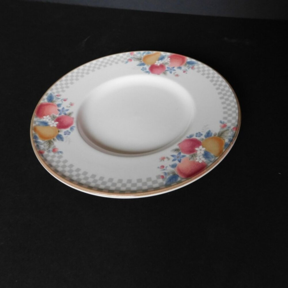 Mikasa Intaglio Trattoria CAC40 (1990) bread butter plate near mint condition